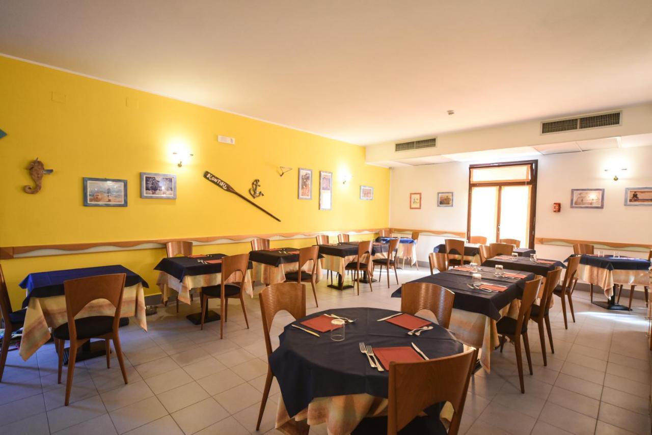 Hotel Kon Tiki San Vincenzo Exterior foto