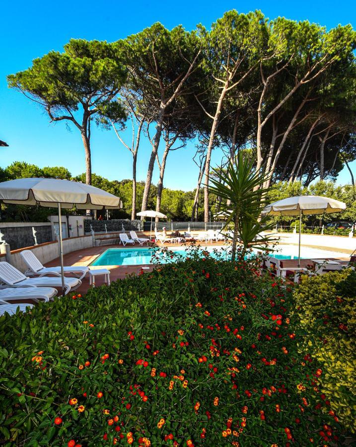 Hotel Kon Tiki San Vincenzo Exterior foto